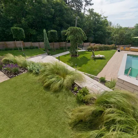 Siske Experience 3 Oenallo Apartmannal 블로톤퓌레드