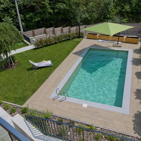 아파트 Siske Experience 3 Oenallo Apartmannal 블로톤퓌레드